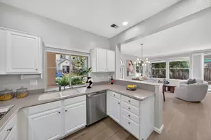 180 Espinosa Ln, Mountain View, CA 94043 - Photo 18