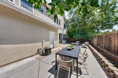 180 Espinosa Ln, Mountain View, CA 94043 - Photo 42