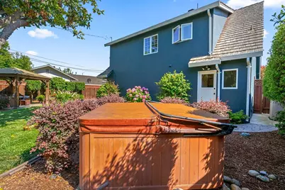 1331 Patio Dr, Campbell, CA 95008 - Photo 46