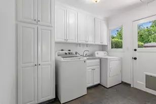 1331 Patio Dr, Campbell, CA 95008 - Photo 28
