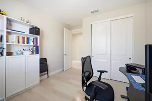 1196 Wildrose Dr, Hollister, CA 95023 - Photo 20