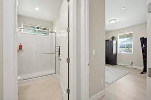 1196 Wildrose Dr, Hollister, CA 95023 - Photo 10