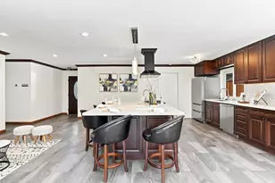 570 Biscayne Ct, Morgan Hill, CA 95037 - Photo 6