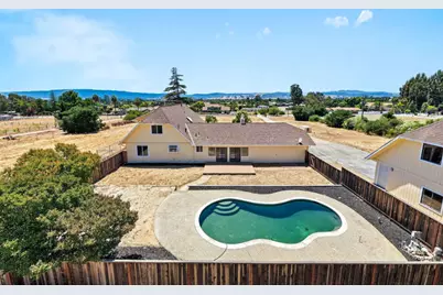10980 New Ave, Gilroy, CA 95020 - Photo 58