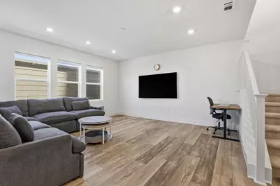 6056 Bullion Ln, Dublin, CA 94568 - Photo 2