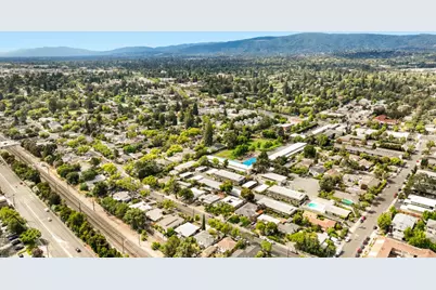 3920 Park Blvd, Palo Alto, CA 94306 - Photo 38