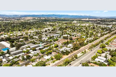 3920 Park Blvd, Palo Alto, CA 94306 - Photo 36