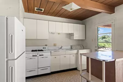 20860 Garden Gate Dr, Cupertino, CA 95014 - Photo 14