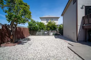 1221 E 19th St, Oakland, CA 94606 - Photo 54