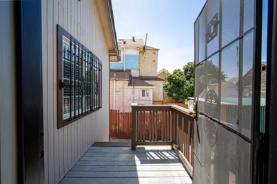 1221 E 19th St, Oakland, CA 94606 - Photo 52
