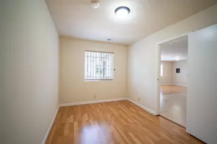 1221 E 19th St, Oakland, CA 94606 - Photo 26