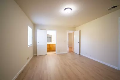 1221 E 19th St, Oakland, CA 94606 - Photo 46