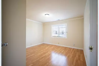 1221 E 19th St, Oakland, CA 94606 - Photo 36