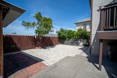1221 E 19th St, Oakland, CA 94606 - Photo 62