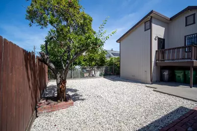 1221 E 19th St, Oakland, CA 94606 - Photo 56