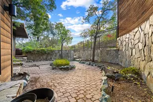 95 Belle Roche Ave, Redwood City, CA 94062 - Photo 14