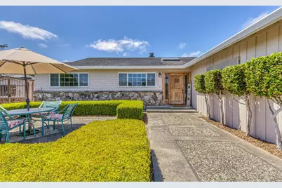 15460 Oak Hills Dr, Salinas, CA 93907 - Photo 1