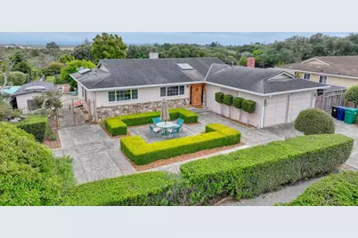15460 Oak Hills Dr, Salinas, CA 93907 - Photo 2