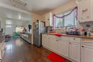 694 Central Ave, Hollister, CA 95023 - Photo 12