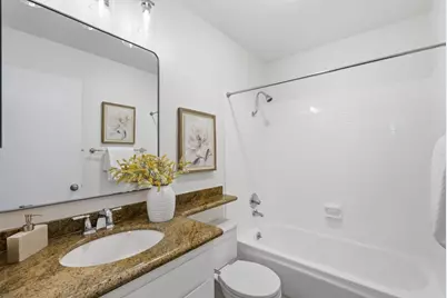 905 W Middlefield Rd 972, Mountain View, CA 94043 - Photo 20
