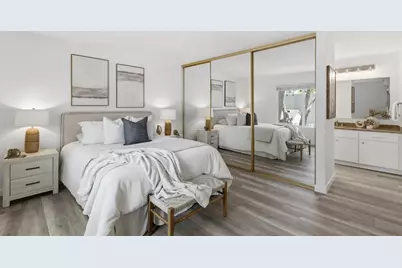 905 W Middlefield Rd 972, Mountain View, CA 94043 - Photo 14