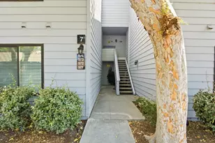 905 W Middlefield Rd 972, Mountain View, CA 94043 - Photo 30