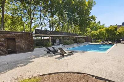 905 W Middlefield Rd 972, Mountain View, CA 94043 - Photo 26