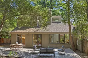 19 Farm Rd, Los Altos, CA 94024 - Photo 24