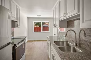 1179 Mesa Dr, San Jose, CA 95118 - Photo 2