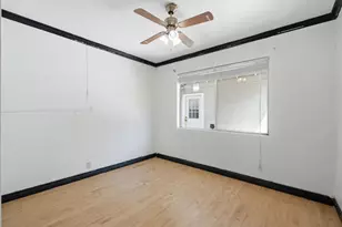 3181 Maddux Dr, Palo Alto, CA 94303 - Photo 16