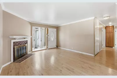 3181 Maddux Dr, Palo Alto, CA 94303 - Photo 6