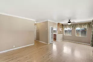 3181 Maddux Dr, Palo Alto, CA 94303 - Photo 14