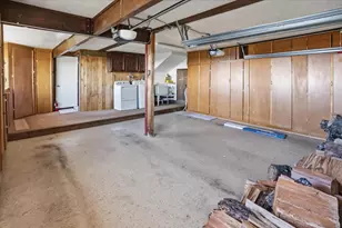 18568 Favre Ridge Rd, Los Gatos, CA 95033 - Photo 32