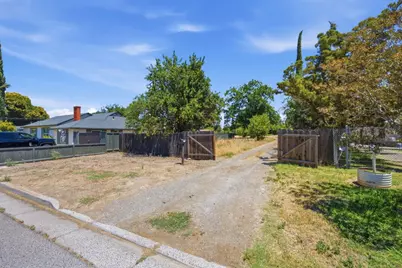 2908 Oleander Ave, Merced, CA 95340 - Photo 10