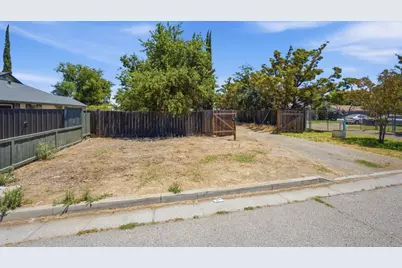 2912 Oleander Ave, Merced, CA 95340 - Photo 10