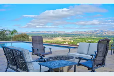 5 Winding Oaks Dr, Pleasanton, CA 94566 - Photo 88