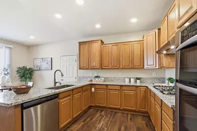 657 Woodland Ter, San Jose, CA 95112 - Photo 14