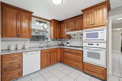 605 E 39th Ave, San Mateo, CA 94403 - Photo 8