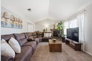 610 Memorial Dr, Hollister, CA 95023 - Photo 8
