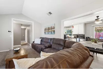 610 Memorial Dr, Hollister, CA 95023 - Photo 10
