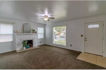 111 Mayfair Dr, Salinas, CA 93905 - Photo 4