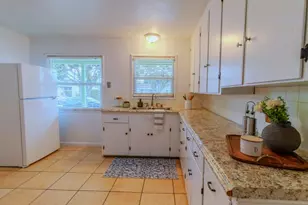 111 Mayfair Dr, Salinas, CA 93905 - Photo 12