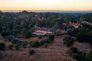 26201 Dori Ln, Los Altos Hills, CA 94022 - Photo 142