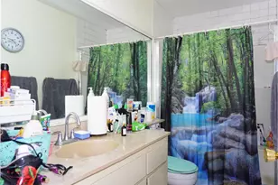 1829 Platinum Ct, San Jose, CA 95116 - Photo 24