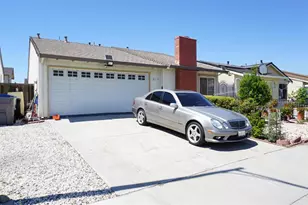1829 Platinum Ct, San Jose, CA 95116 - Photo 16
