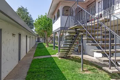 1271 Juniper Dr 7, Gilroy, CA 95020 - Photo 22