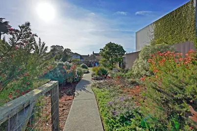 7 Kelly Ave, Half Moon Bay, CA 94019 - Photo 2