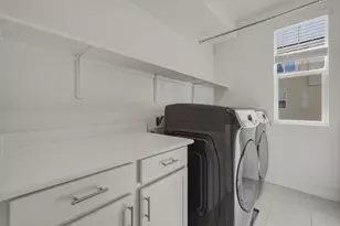 6389 Laguna Seca Ln, Gilroy, CA 95020 - Photo 16