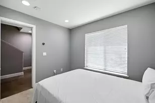 316 N Fair Oaks Ave, Sunnyvale, CA 94085 - Photo 22