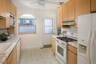 828 San Saba Ct, Sunnyvale, CA 94085 - Photo 10